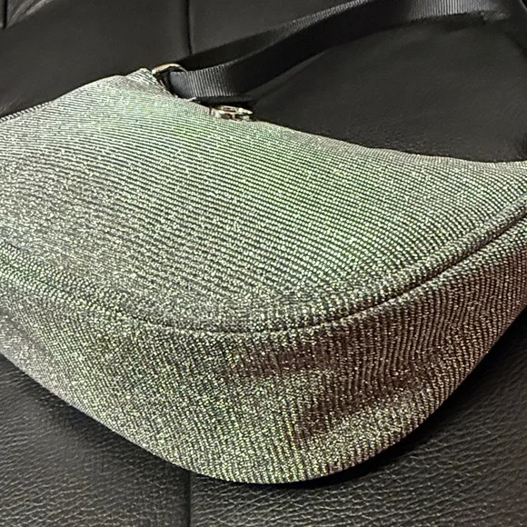 Lululemon City Essentials Mini Sparkle Silver Shoulder Bag - Picture 5 of 16